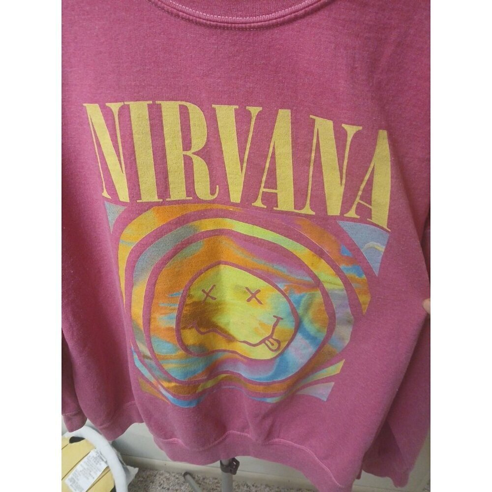 Nirvana Sweatshirt Mens Size Medium Pink OVERSIZED Fit 90s Grunge Band Retro - Picture 4 of 8